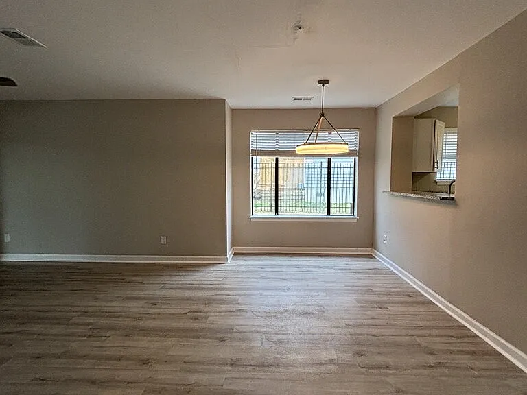 8483 Yadkin Cir #D — Photo 12