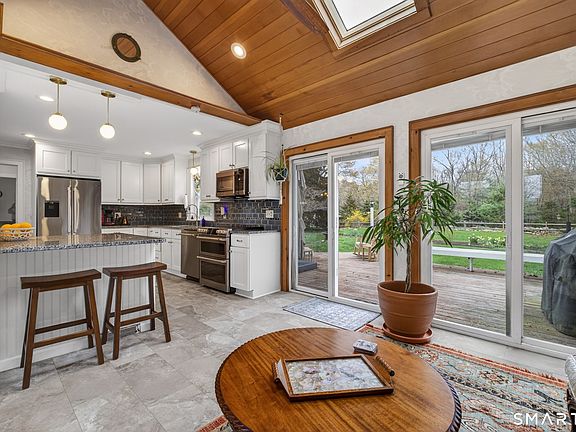 3rd image of 340 Cow Hill Road