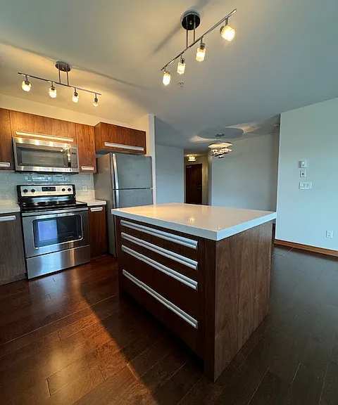 120 Phelps Way #B — Photo 5