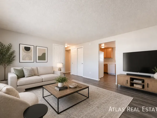 910 Bishop Ct APT B, Castle Rock, CO 80104
