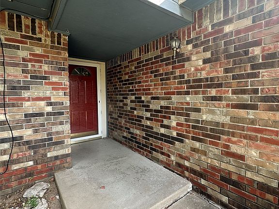 4th image of 10617 E 112th Pl N