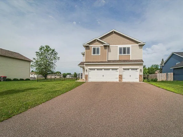 1007 8th Ave SW, Isanti, MN 55040