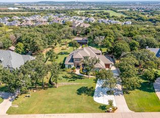 608 Bonnards Peak Rd, Burleson, TX 76028
