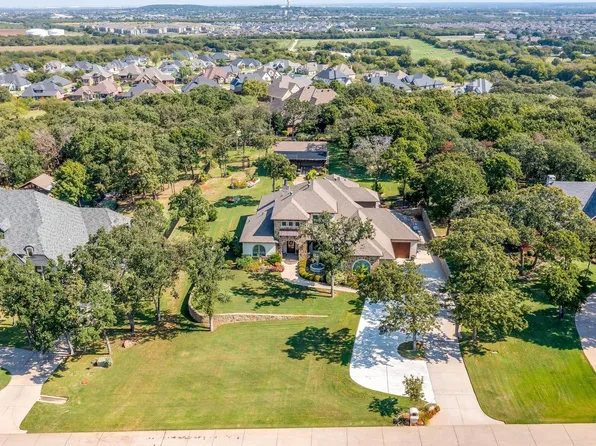 608 Bonnards Peak Rd, Burleson, TX 76028