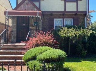 34-02 Corporal Kennedy St, Flushing, NY 11361
