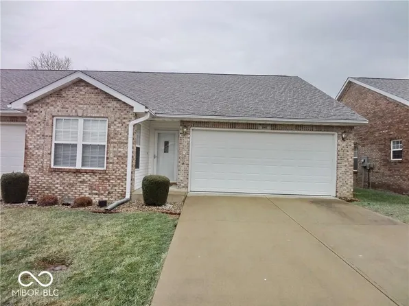 1061 E Crown Pointe Blvd, Greensburg, IN 47240