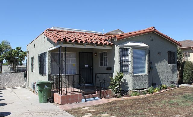 1st image of 3457 W 73rd St