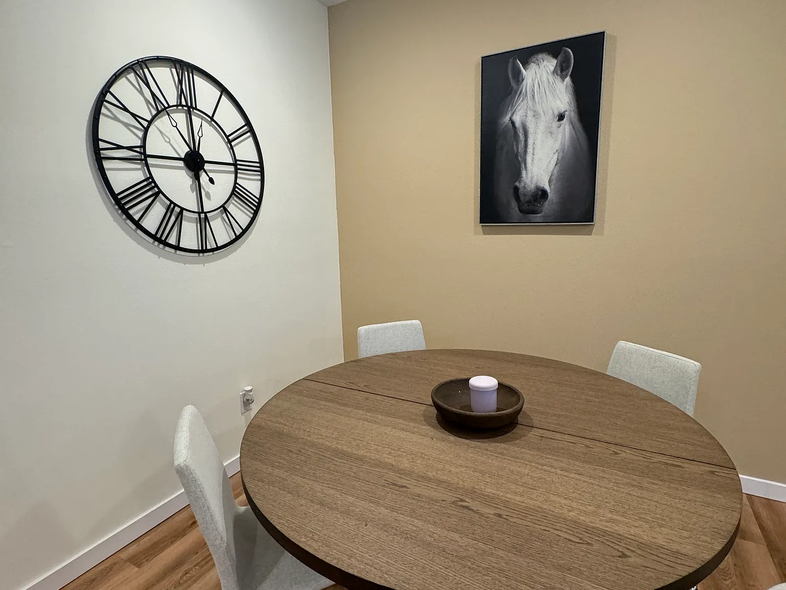 2 bed, 1315 sqft, $2,300 — Photo 4