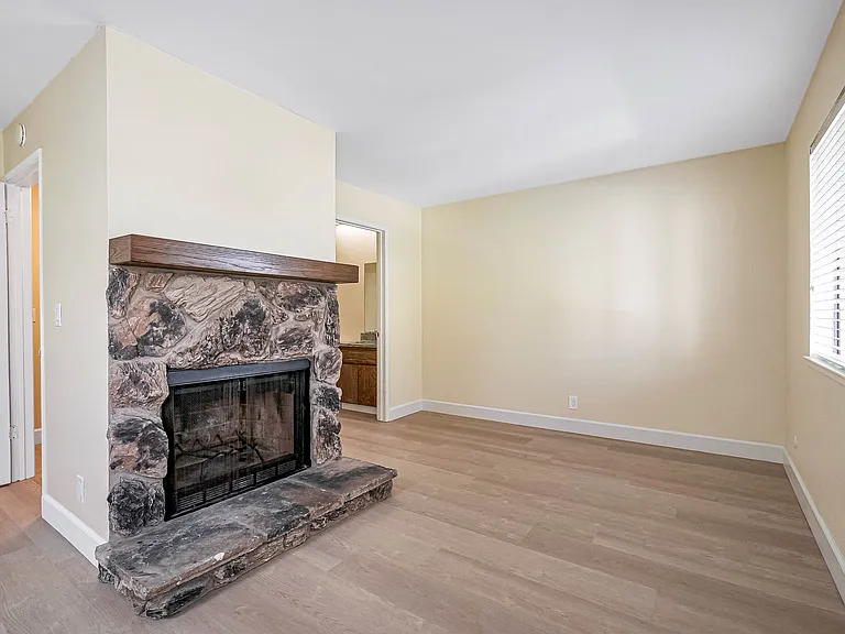 24054 La Paz Way — Photo 38