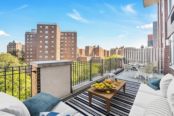 Rented by Douglas Elliman | media 28