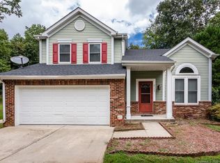 8725 Burnt Umber Dr, Charlotte, NC 28215