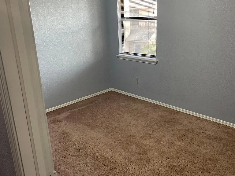 7003 Pebble Ln — Photo 7