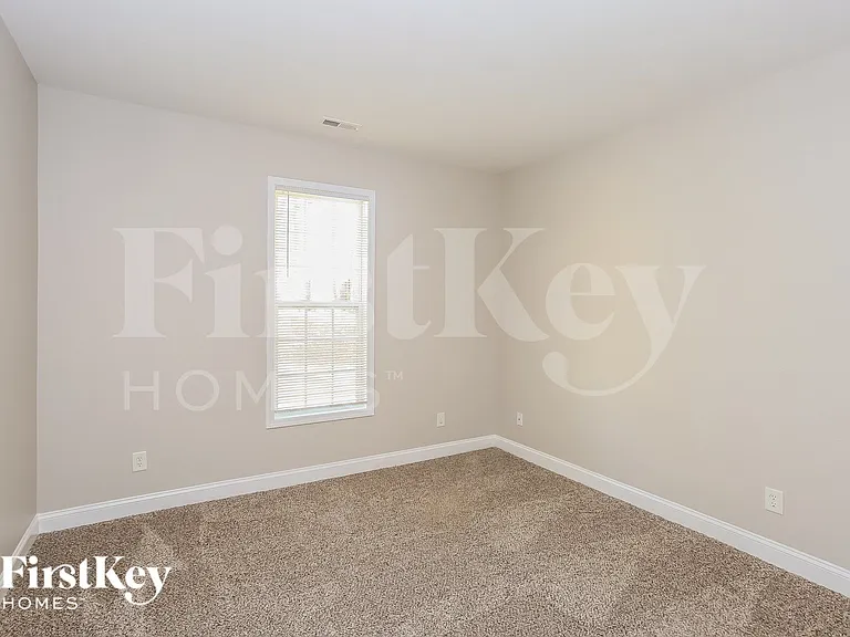 9633 Waltham Ct — Photo 13