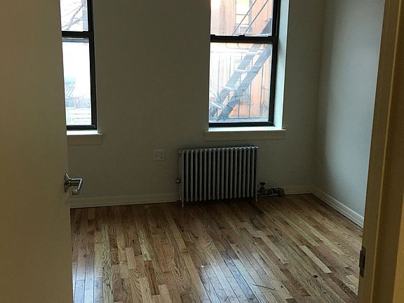 3rd image of 305 E 110th St APT 2E