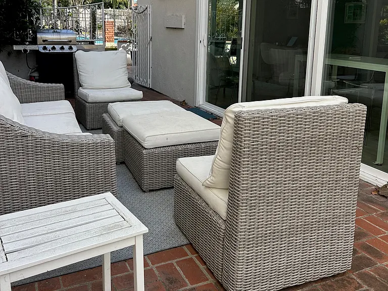 446 Vista Roma — Photo 12