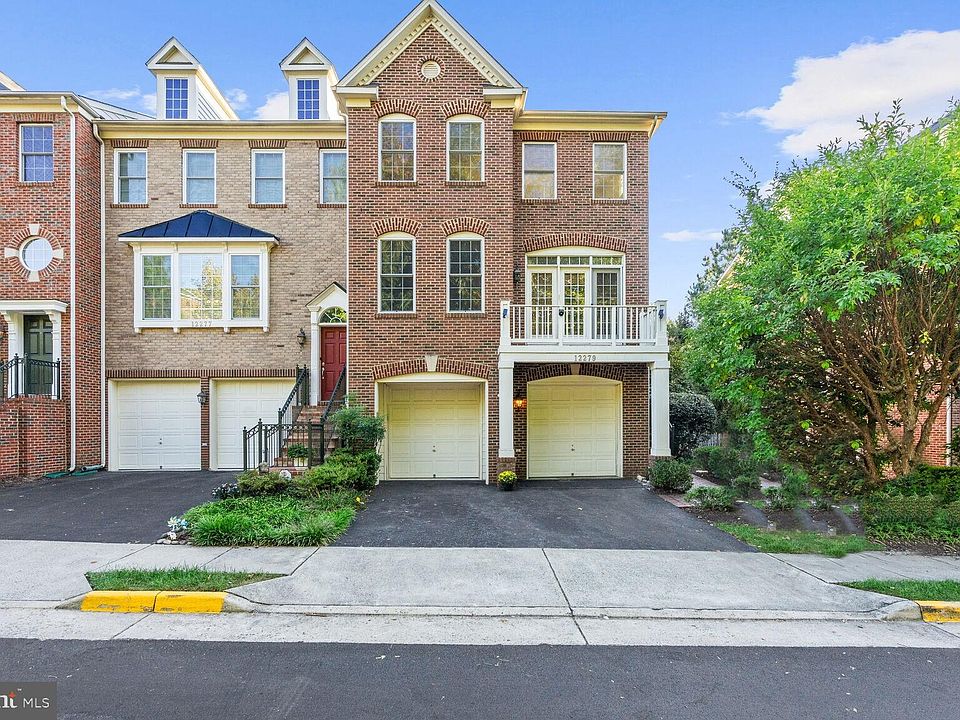 1st image of 12279 Engelmann Oak Ln
