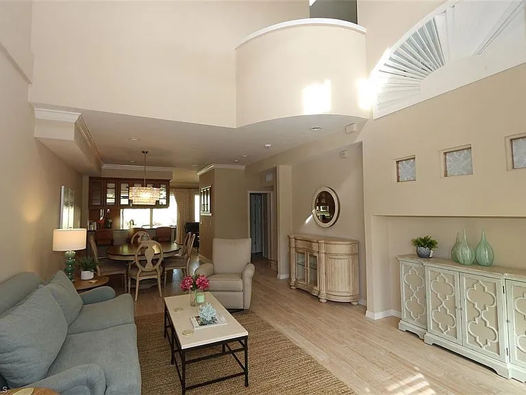 1080 5th St S #1080 — Photo 3