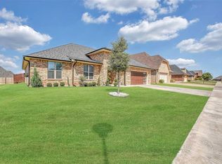 6813 SW Oakley Ave, Lawton, OK 73505