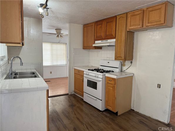 24 Spruce Via, Anaheim, CA 92801