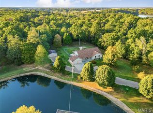 13844 Rock Rd, Gillespie, IL 62033