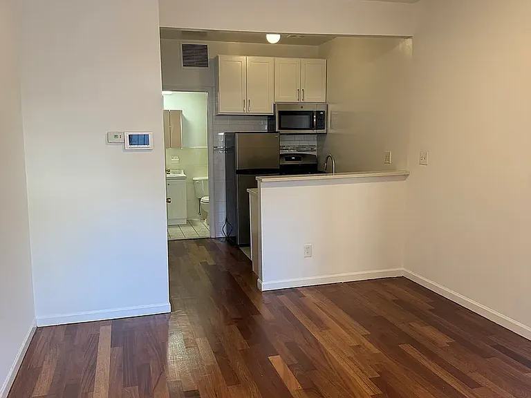 44 W 14th St #6A — Photo 4