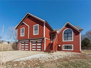 24609 Harmony Rd, Paola, KS 66071