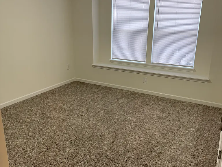 528 Marthas View Way — Photo 19