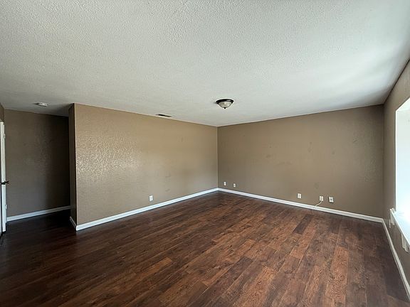 2nd image of 4914 W Feemster Ave