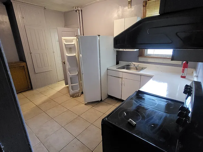 318 Bridge St #A — Photo 2