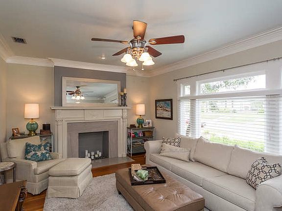 5th image of 306 W Elsmere Pl