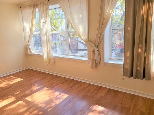 Rented by Virtual Real Estate | media 10