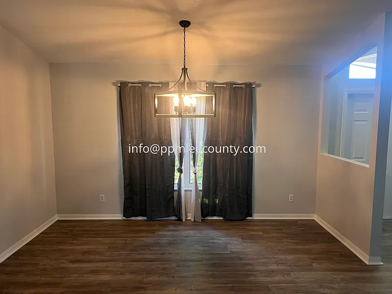 2329 NW 31st St — Photo 13