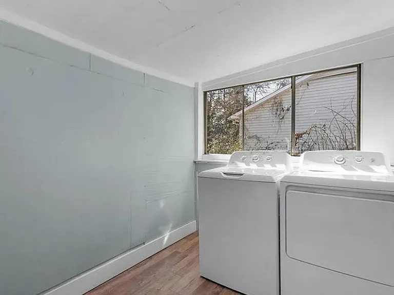 2512 Ramona St — Photo 20