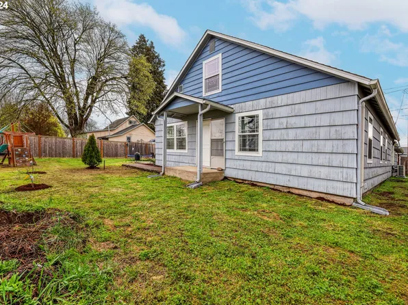 350 Elm St, Junction City, OR 97448