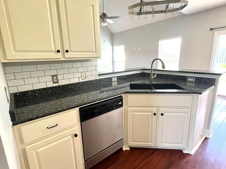 164 Scarlett Ln — Photo 6