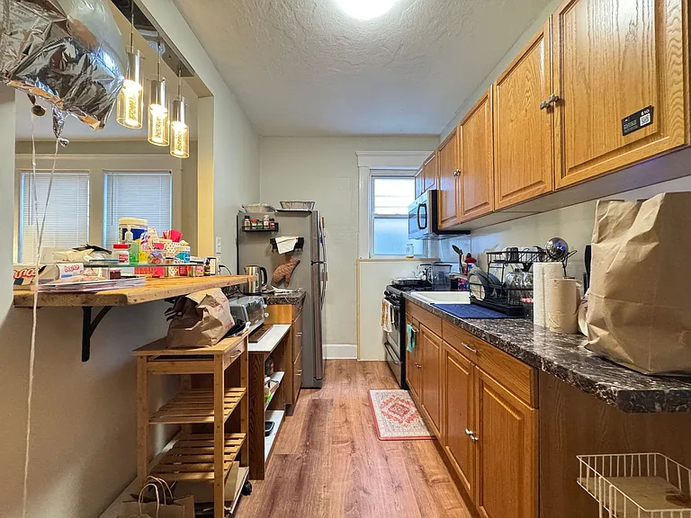 968 State St #B8 — Photo 2