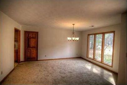 5th image of 1048 Plantation Blvd SE