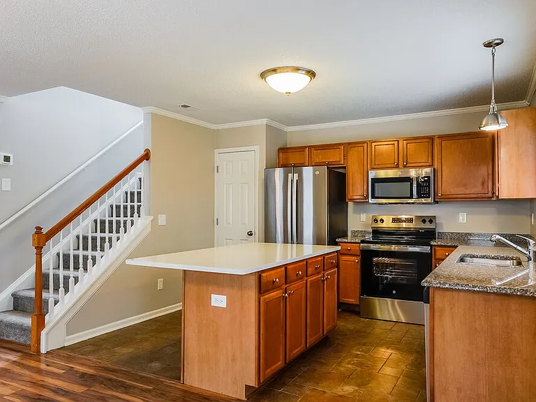 7133 Lowell Ridge Rd — Photo 8