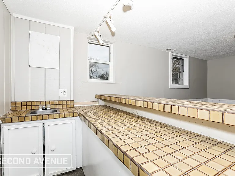 9513 Baker Ct — Photo 15