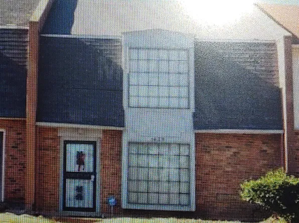 3629 Chesterwood Dr #77, Memphis, TN 38118