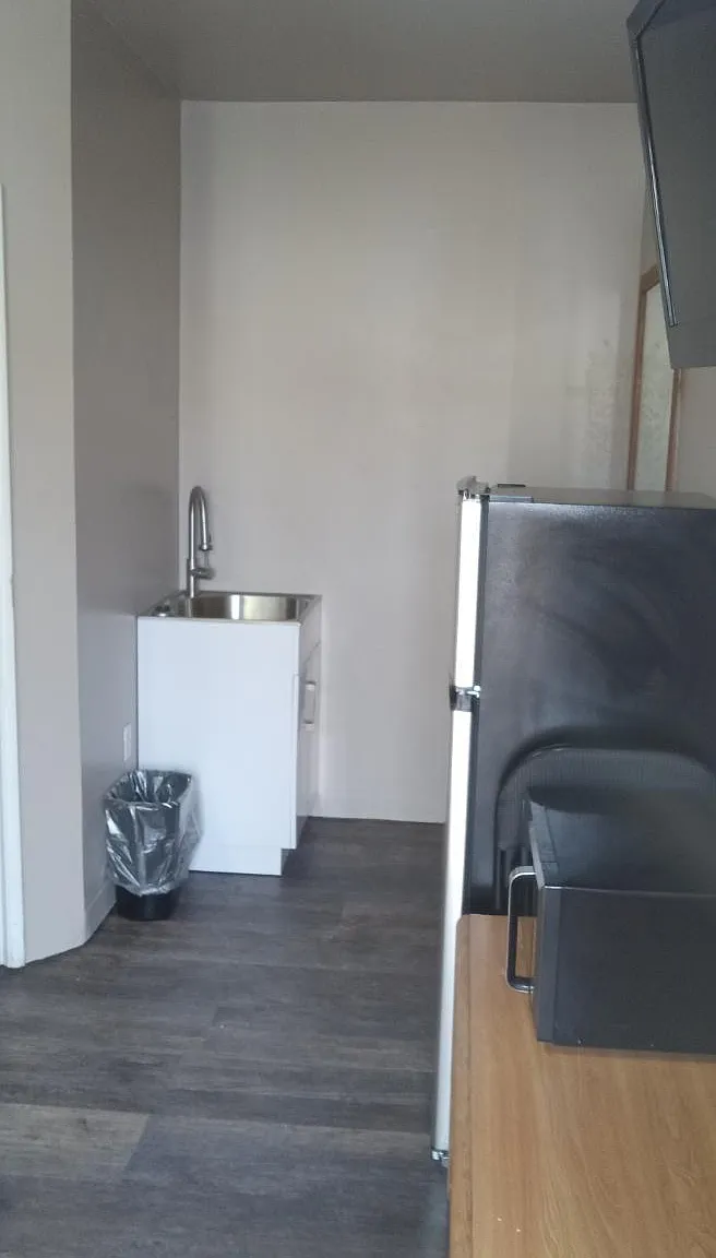 Studio, 500 sqft, $700 — Photo 1