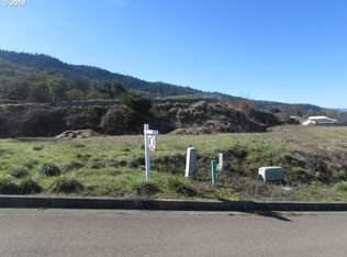 261 Mona St #24, Myrtle Creek, OR 97457