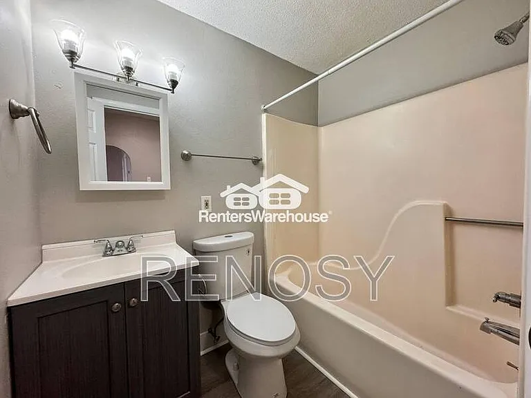 1314 22nd St #5 — Photo 7