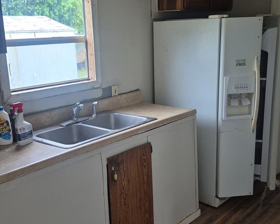 2nd image of 856 Lowery Ln #66