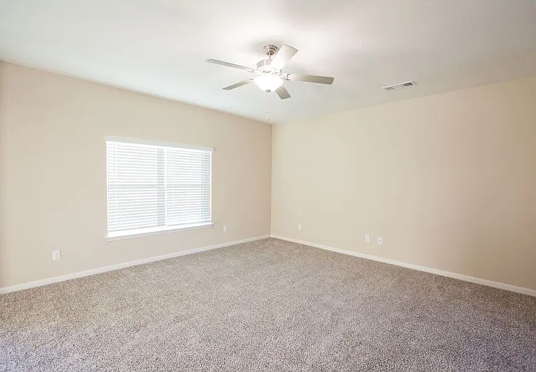 1917 Dahlia Way — Photo 8