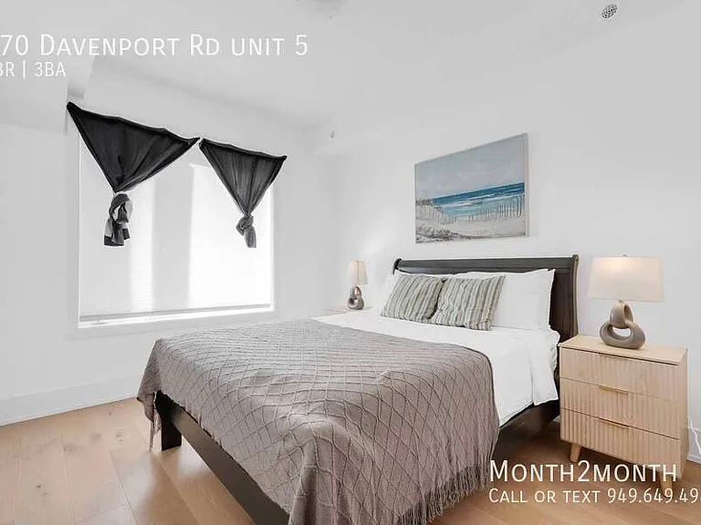 270 Davenport Rd #5 — Photo 20