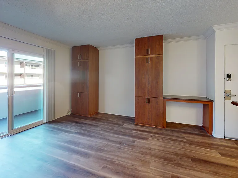 Eight 80 Newport Beach — Photo 72