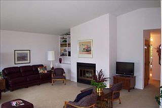 4th image of 6183 9 Mile Pointe Dr