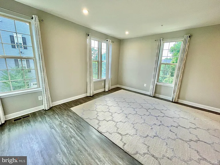 9537 Tall Oaks Rd — Photo 24
