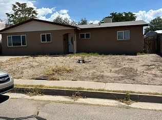 1704 Cornell Dr SE, Albuquerque, NM 87106